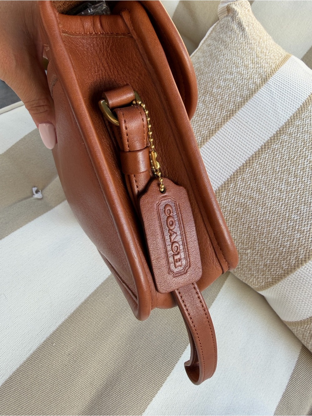 COACH Vintage Clutch Wristlet 9971 British Tan Glovetanned Leather with Hang tag - Picture 4 of 11